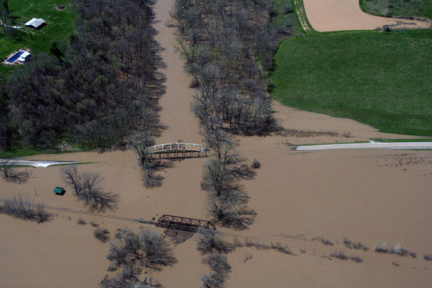 Spring floods along the Mississippi River